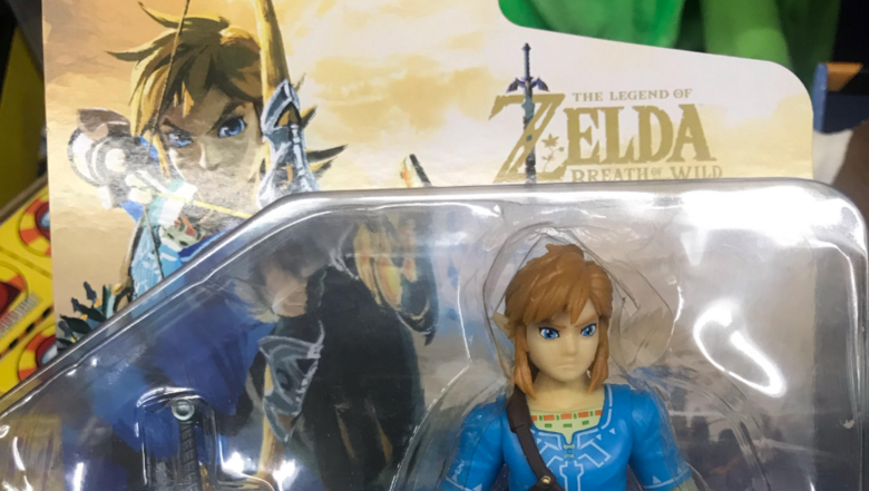 Jakks Pacific seems to have released new World of Nintendo figures featuring Metroid's Samus and Breath of the Wild's Link and Zelda