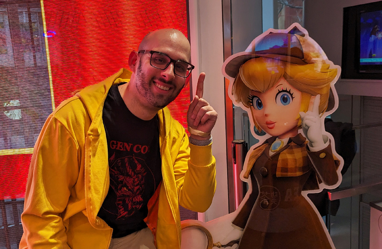 Instead of meeting the real Princess Peach, I posed with Detective Peach. We're solving mysteries together!