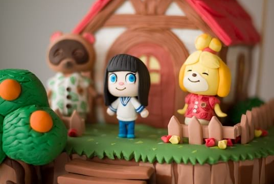Dad spends 12 hours making Animal Crossing cake for his daughter's birthday